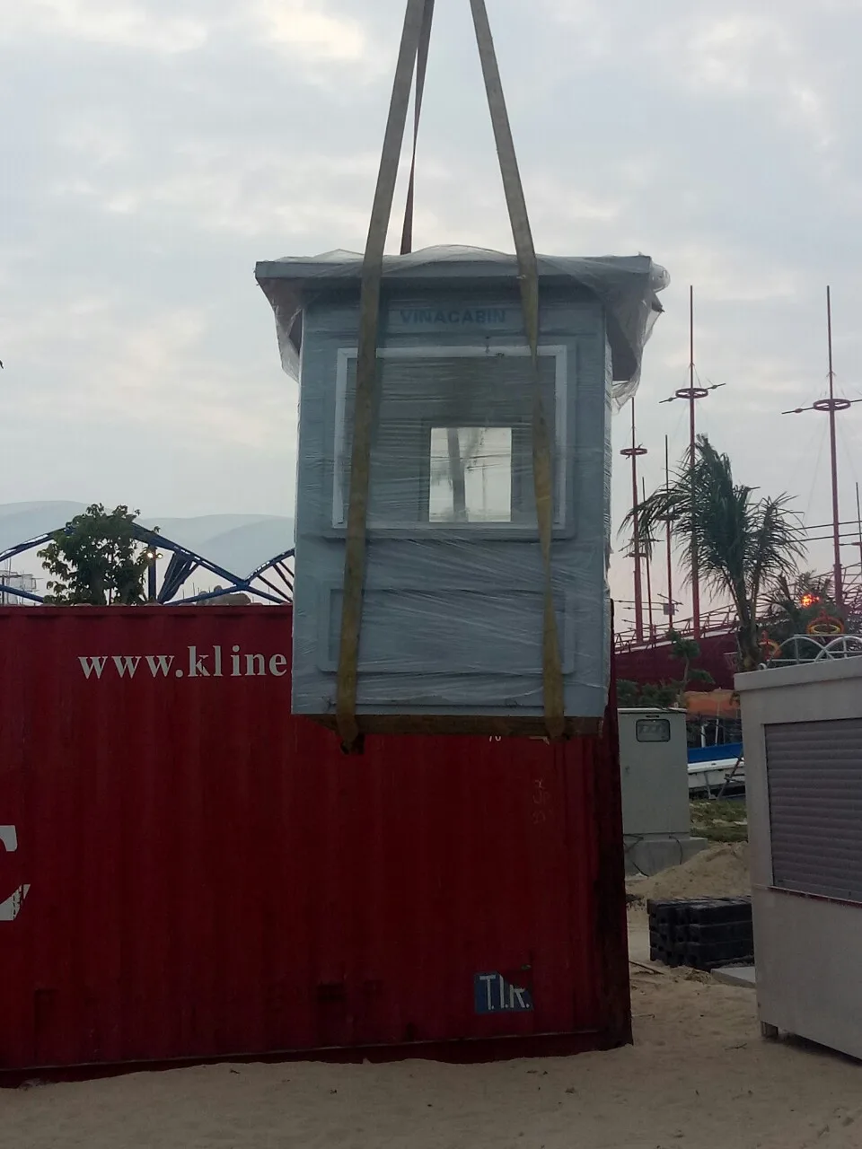 Cung cấp chốt bảo vệ tại Vincom Quảng Nam