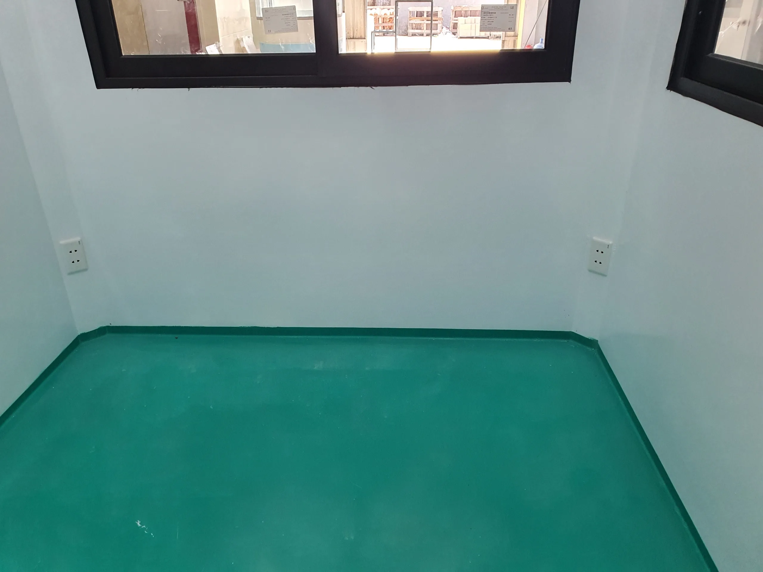 Nội thất cabin bảo vệ Handy