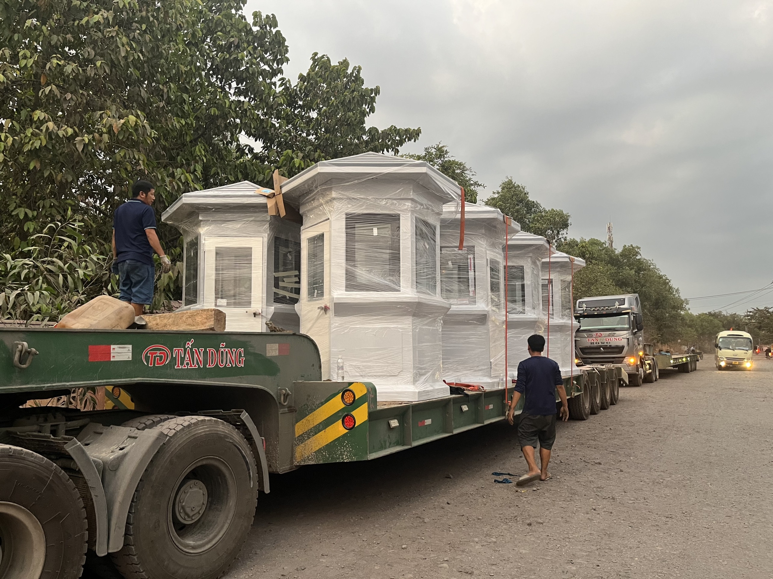 Mua số lượng lớn chốt bảo vệ cho dự án