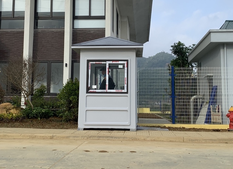 Cabin chốt bảo vệ